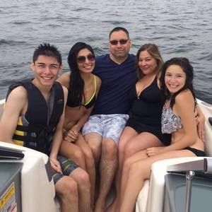 Meet your Posher, Ulises